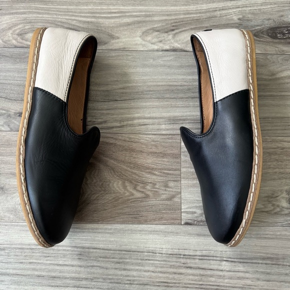 Charix Black & White Slip On Loafer Shoes Size 41 (US 9.75) - Picture 3 of 9